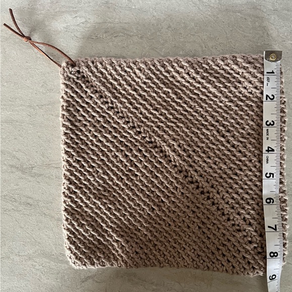 Handmade croqueted double layer potholder - Picture 4 of 4